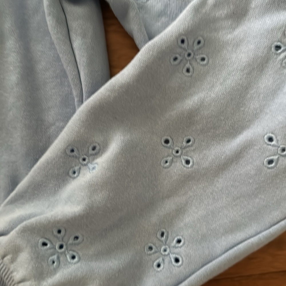 H&M Sweater - Picture 5 of 7
